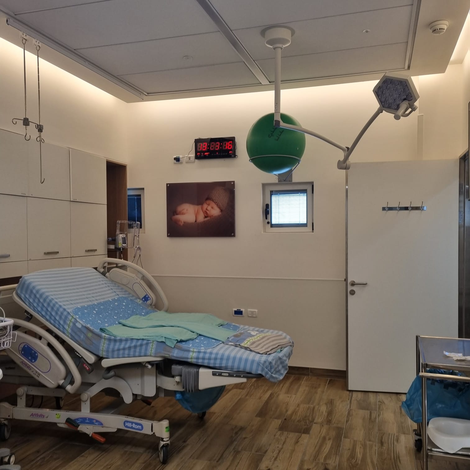 d3ae1500-cdf3-4bd9-ac4d-f0bcd8960afb